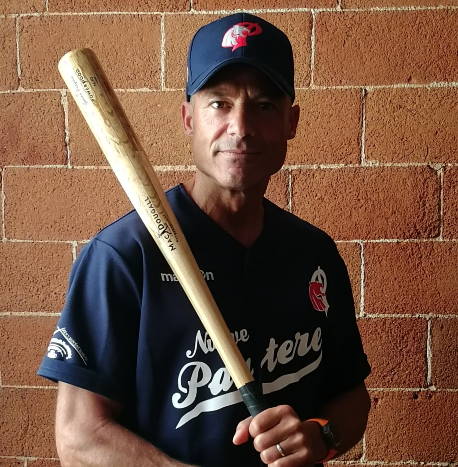 FUNGOMATIC - The Ultimate Fungo Bats - MacDougall Bats